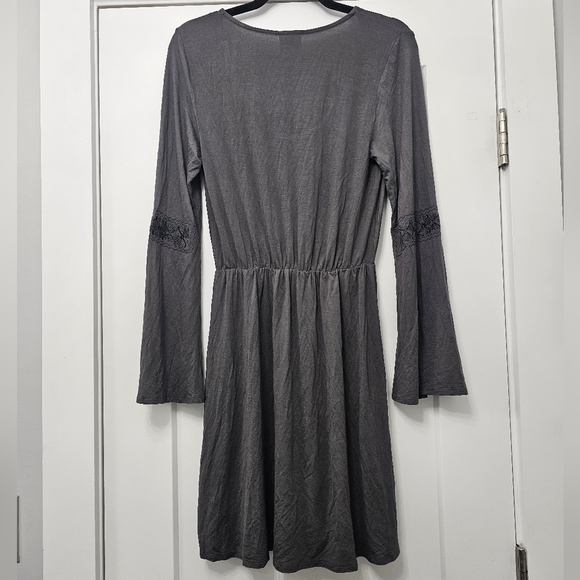 Knox Rose Gray Bell Sleeve Embroidered Scoop Neck Tassel Tie Boho Dress - Picture 6 of 9